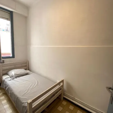 Apartment Easy And Accessible Flat Near The