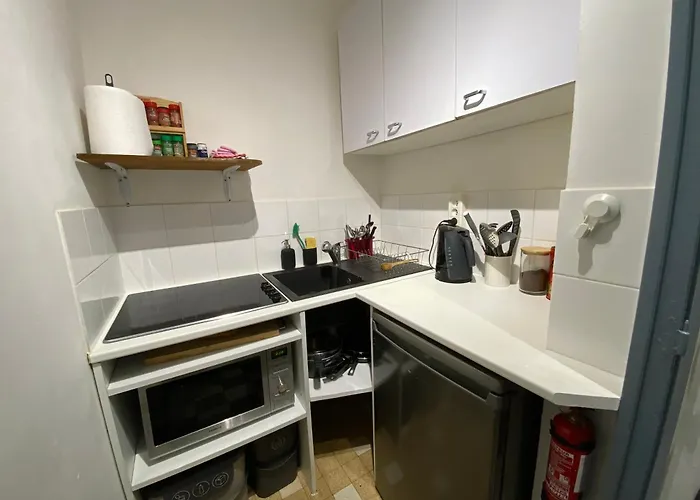 Easy And Accessible Flat Near The *